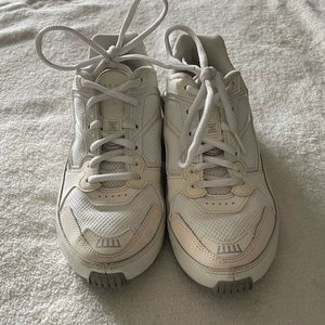 Nike - Shox Enigma 'Pale Ivory'